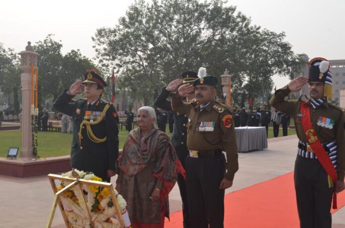 A PARAM VIR PAYS TRIBUTE