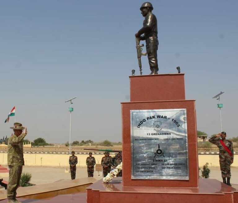 Australian Army Chief Visits Loungewala,