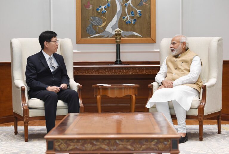 PM meets Mr. Young Liu