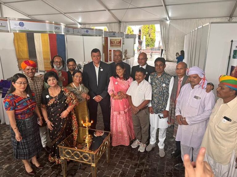 Indian Handicrafts shines