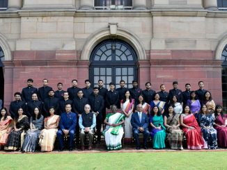Officer Trainees of Indian Foreign Service call on the President