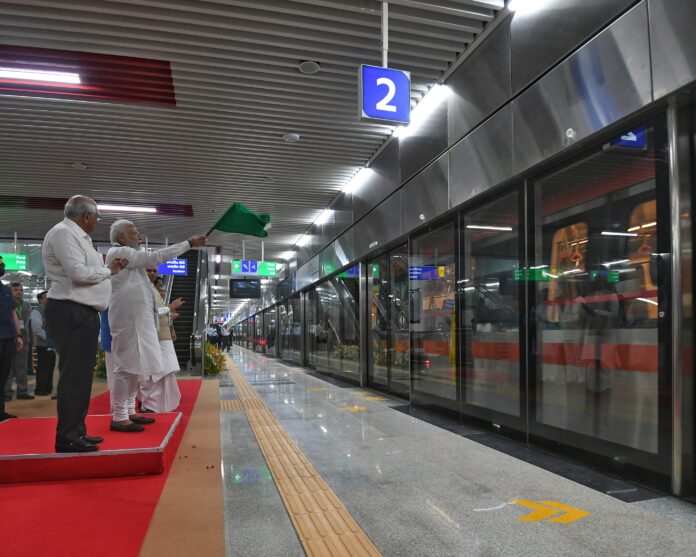 PM flags off Ahmedabad Metro Rail