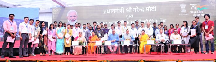 PM launches Rozgar Mela
