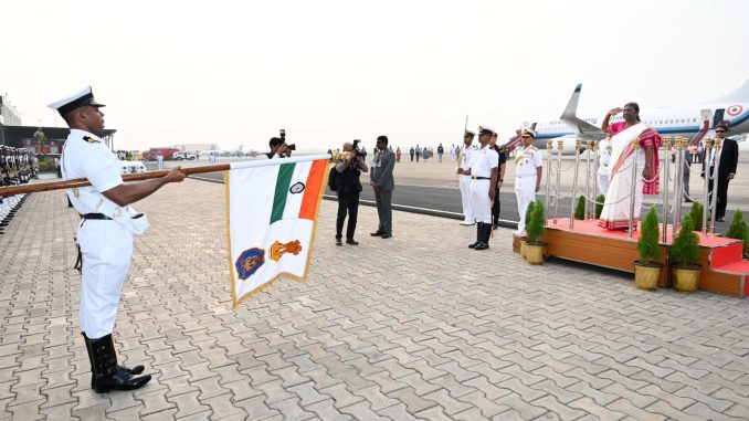 INDIAN NAVY CREST Unveiled