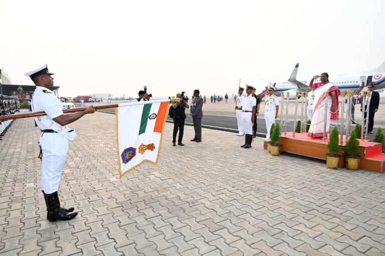 INDIAN NAVY CREST Unveiled