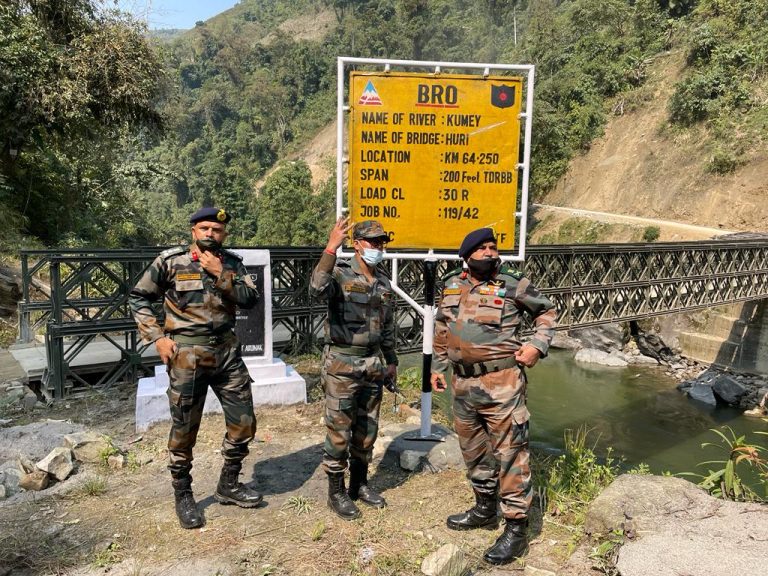 PM lauds feat by Border Roads