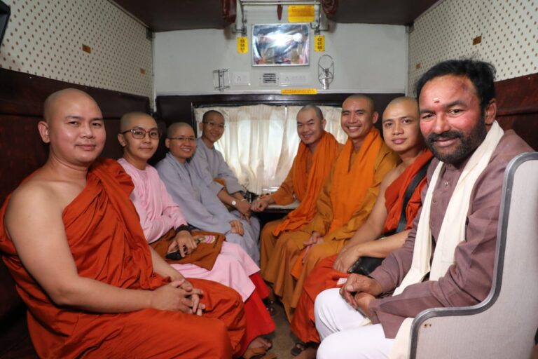 Bharat Gaurav Tourist train