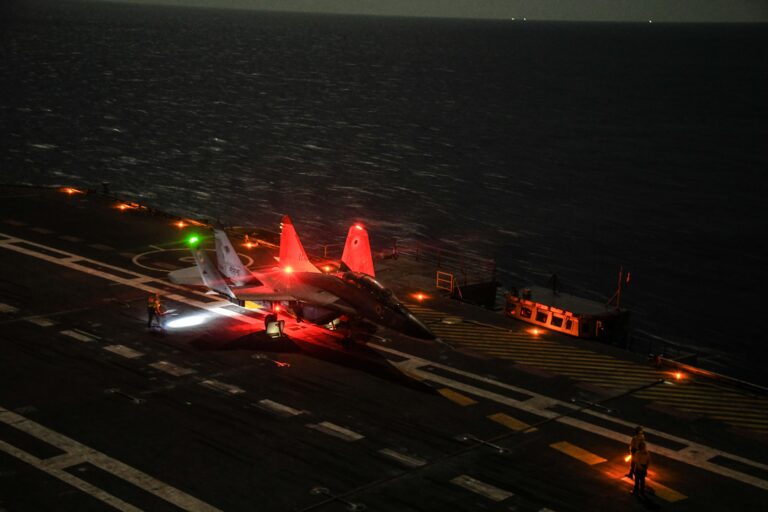 MIG- MIG-29K onboard Vikrant
